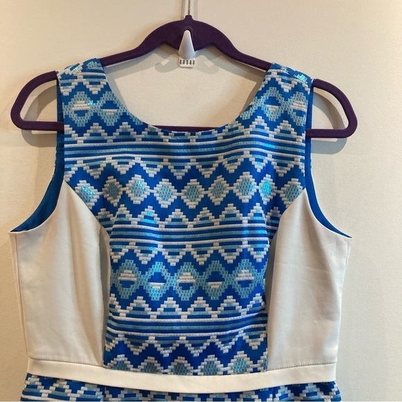 BELLE by Badgley Mischka Sz 8 Metallic Aztec Motif White Accent Midi Dress - Picture 2 of 13